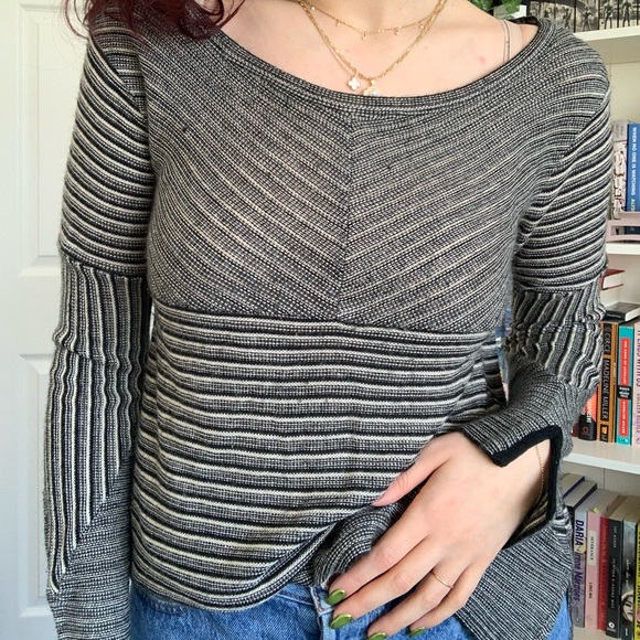 Fun stripy shirt! - Picture 2 of 5